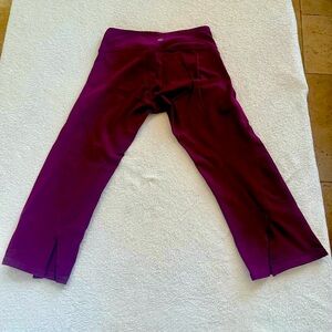 Athleta Capri leggings